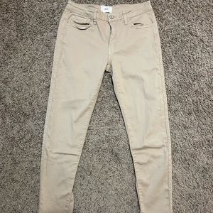 BKE khaki skinny’s mid rise